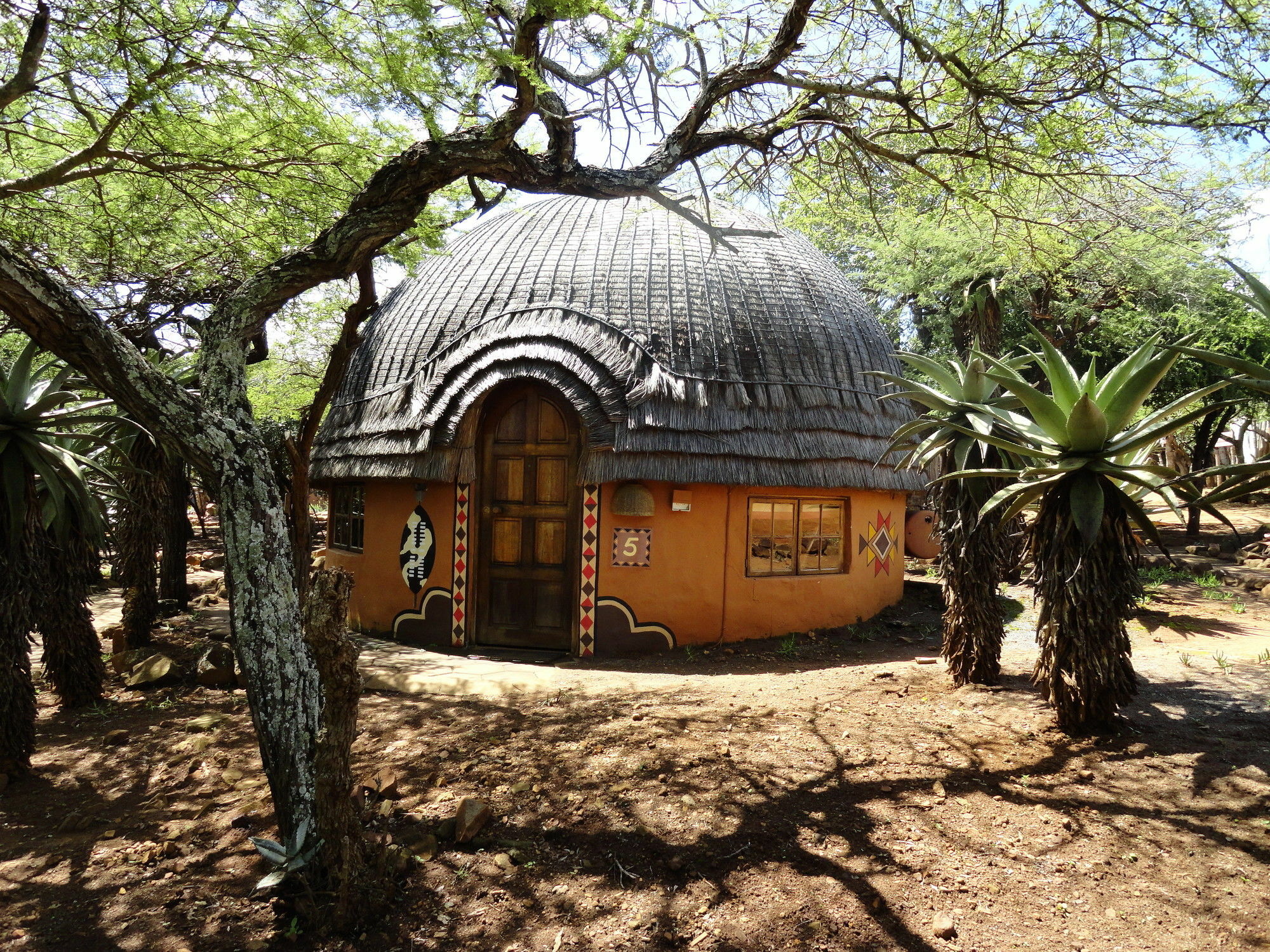 Aha Shakaland Hotel & Zulu Cultural Village Eshowe Eksteriør bilde